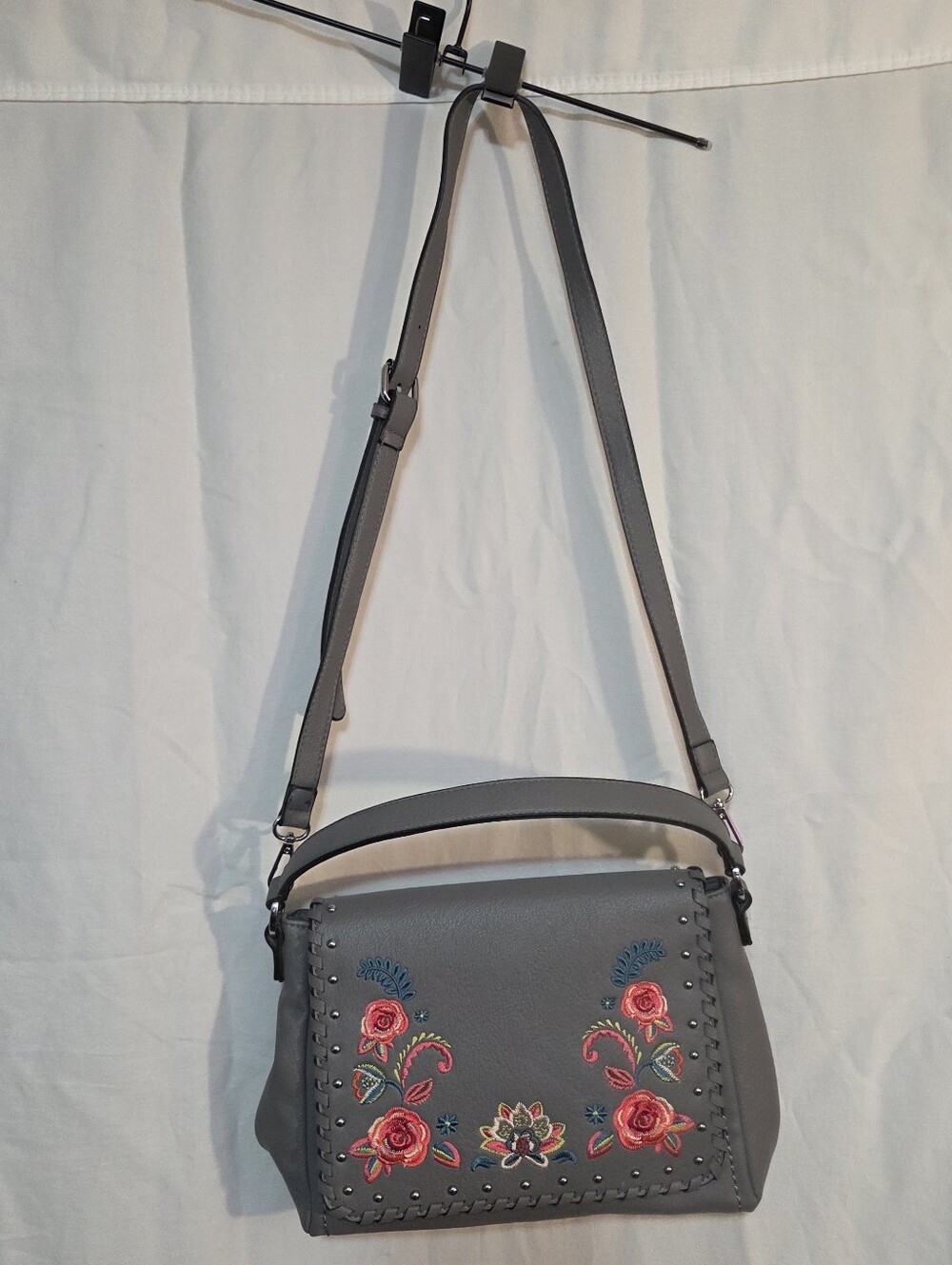 Magnolia And Vines Grey Floral Embroidered Crossbody Bag NWOT